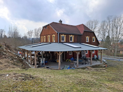 Velký RD se započatou rekonstrukcí - Varnsdorf - Fotka 1